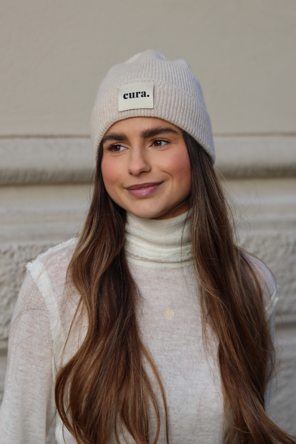 Cashmere Hue Coconut
