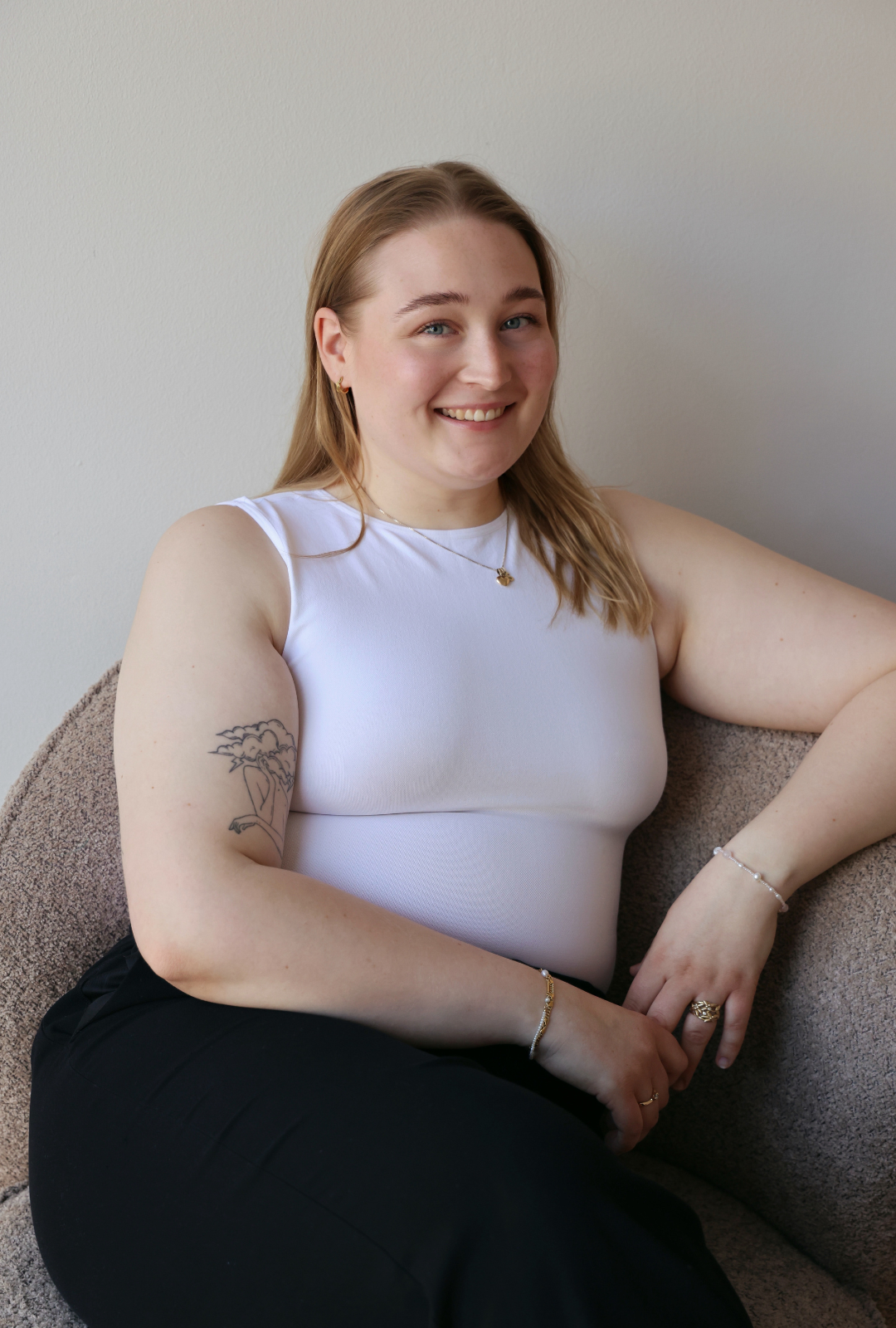 Shape Top High Neck